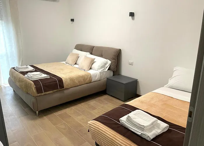 Fiera Rooms
